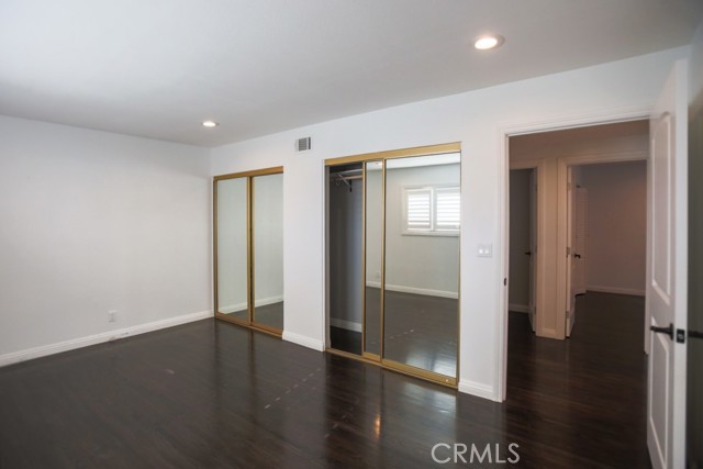 9211 JULIE BETH Street, Cypress CA: https://media.crmls.org/medias/e685ed44-7e19-4769-bcef-86945f1b4a9d.jpg