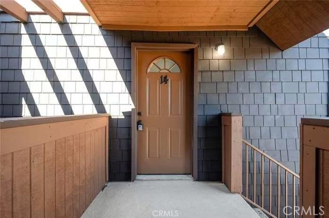 Detail Gallery Image 2 of 11 For 9020 Newport Ave, Fontana,  CA 92335 - 2 Beds | 2 Baths