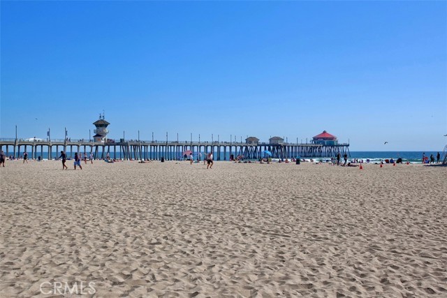 Detail Gallery Image 34 of 38 For 9422 Sunridge Dr, Huntington Beach,  CA 92646 - 3 Beds | 2 Baths