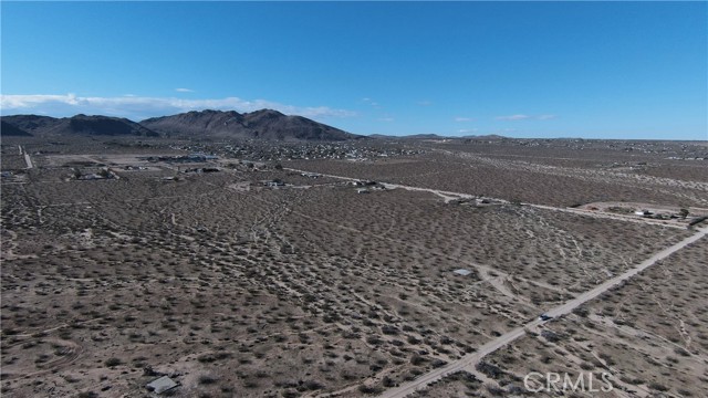 Detail Gallery Image 8 of 18 For 5024 Border, Joshua Tree,  CA 92252 - – Beds | – Baths