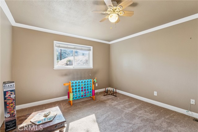 24798 Edelweiss, Crestline, CA 92325