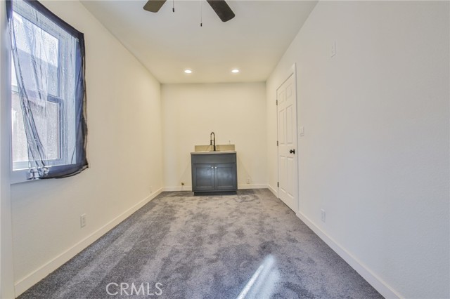 Detail Gallery Image 10 of 28 For 1962 E 114th St, Los Angeles,  CA 90059 - 2 Beds | 2 Baths