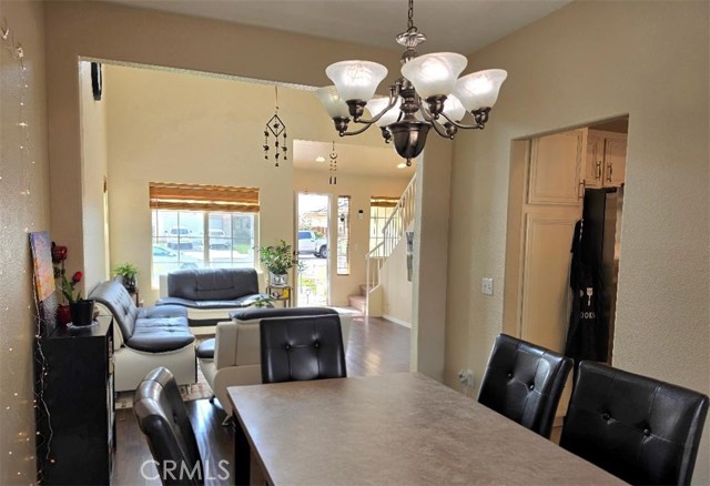 1650 Ravenswood Road, Beaumont CA: https://media.crmls.org/medias/e68ae835-dc46-49da-99f9-98da9c81109d.jpg