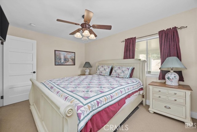 21564 Pine Tree Road, Caliente CA: https://media.crmls.org/medias/e68b7304-95c5-4e58-8b99-658b8611df03.jpg
