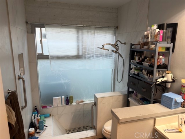 Detail Gallery Image 6 of 24 For 5118 Lakeview Ave #4,  Yorba Linda,  CA 92886 - 2 Beds | 2 Baths