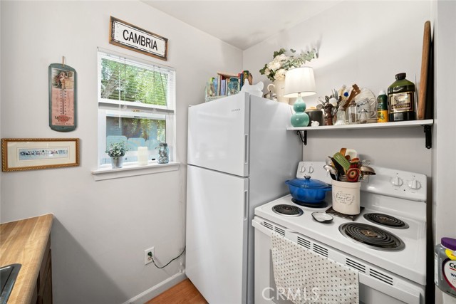 936 Northampton Street, Cambria CA: https://media.crmls.org/medias/e68c23fe-b289-4ae4-9a44-03c1c3347b5d.jpg