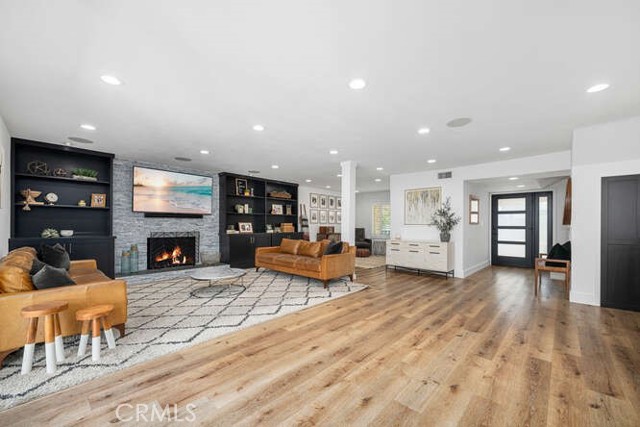 Image 23 of 75 For 3116 Armourdale Avenue