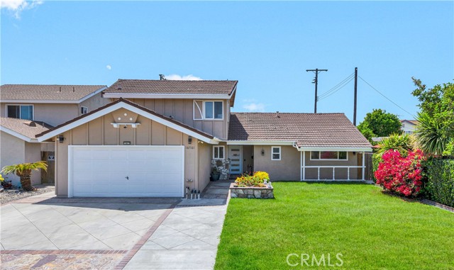 16761 Montclair Lane, Huntington Beach CA: https://media.crmls.org/medias/e68c6214-de8d-49bc-b4be-3efc5dc5cf0e.jpg