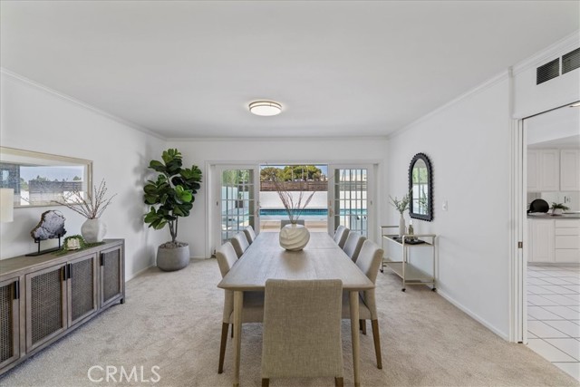 6451 E Shire Way, Long Beach CA: https://media.crmls.org/medias/e68de3af-3911-44ff-8272-6141930c3cb6.jpg