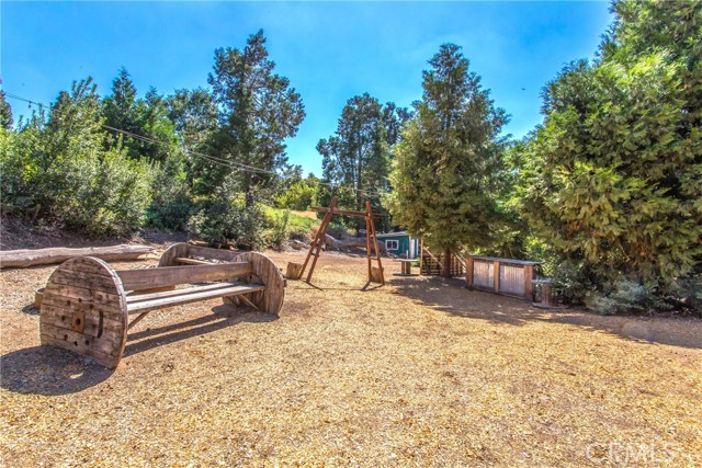 39065 Oak Glen Road, Oak Glen CA: https://media.crmls.org/medias/e68e7719-db14-42c6-94cf-8c7da3698443.jpg