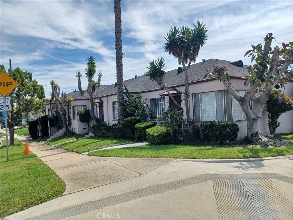 Quadruplex at 4474 W 60th