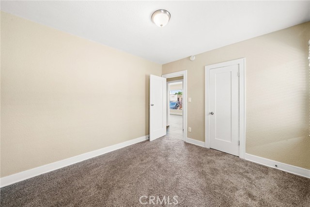 122 E 83rd Street, Los Angeles CA: https://media.crmls.org/medias/e68f424a-b54a-4fd1-a845-49f3eab66aa6.jpg