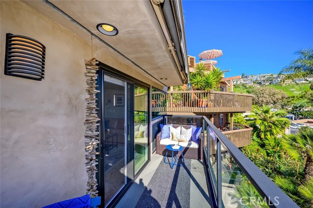 Detail Gallery Image 26 of 33 For 174 Cliff Dr #F,  Laguna Beach,  CA 92651 - 2 Beds | 2 Baths