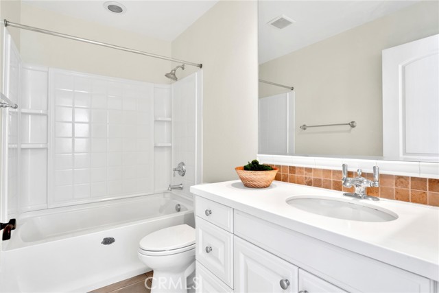 873 Terrace Lane W, Diamond Bar CA: https://media.crmls.org/medias/e6915222-d1cd-4528-b713-d10126c6817a.jpg