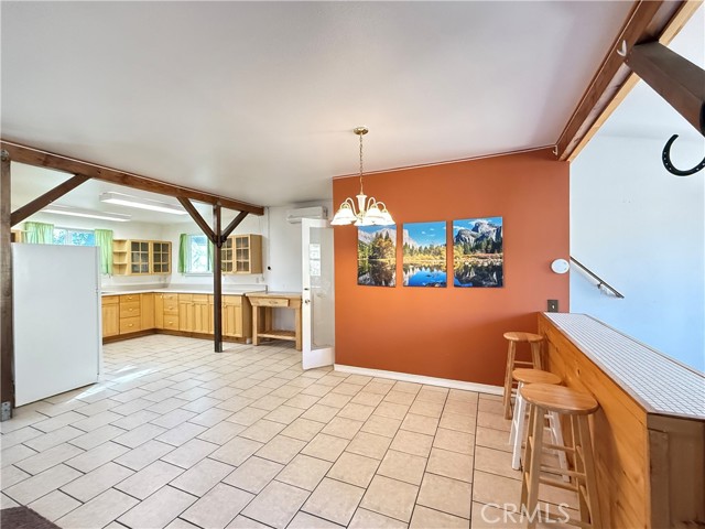 4943 Yaqui Gulch Road, Mariposa CA: https://media.crmls.org/medias/e6916dca-eeee-4577-ac04-9ccc04fd18ae.jpg