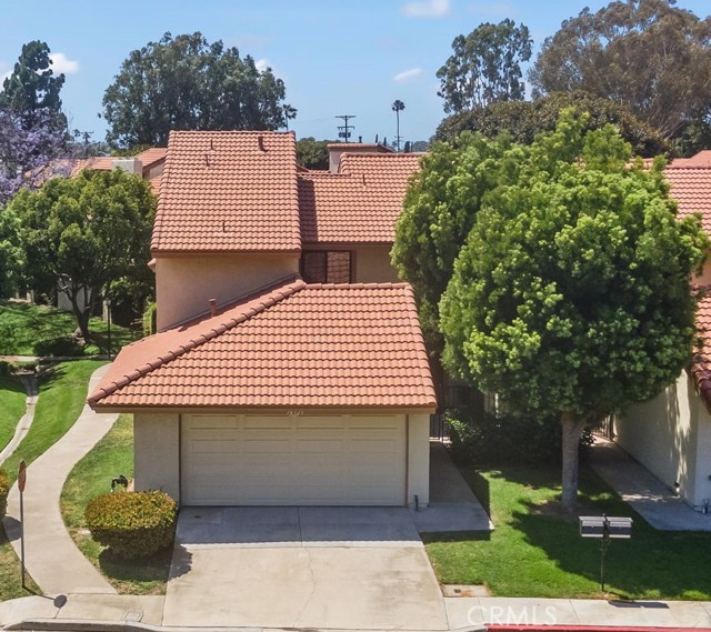 Image 4 of 60 For 18325 Gum Tree Lane