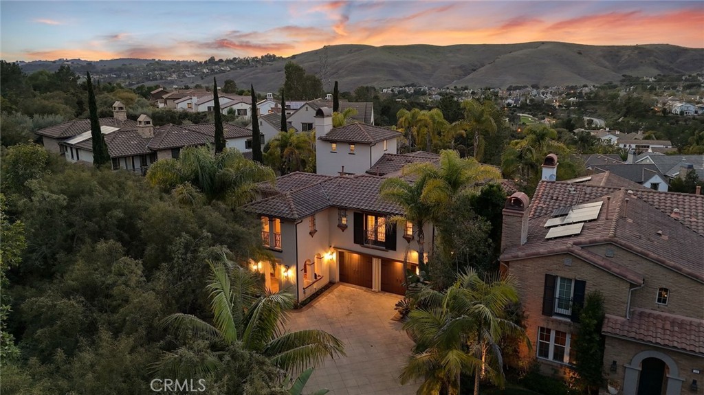 E6934757 Bdd6 457f 9d3c 527ecbf543f7