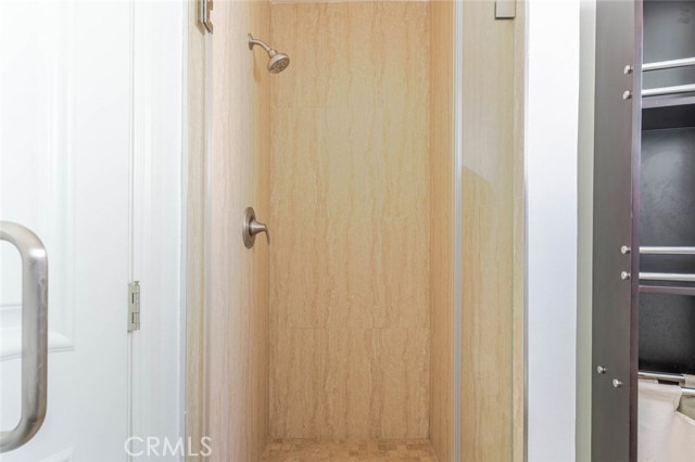 Detail Gallery Image 14 of 45 For 909 E Garfield #3,  Glendale,  CA 91205 - 2 Beds | 2 Baths