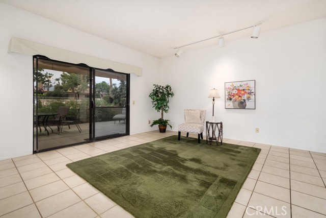 Image 3 for 44602   Monaco CIR