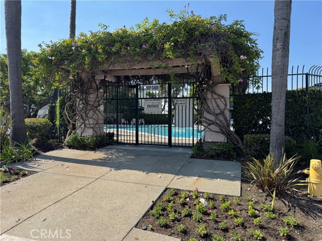 16034 Peppertree Lane, La Mirada CA: https://media.crmls.org/medias/e695ea7f-3d0f-4886-94a8-fec57b3203c2.jpg