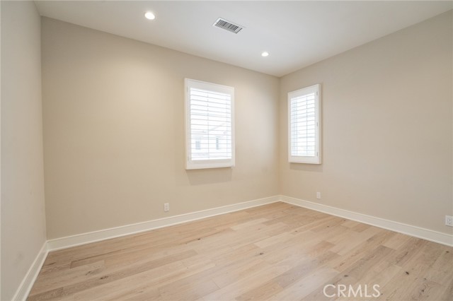 Detail Gallery Image 14 of 19 For 133 Oceano, Irvine,  CA 92602 - 3 Beds | 2/1 Baths