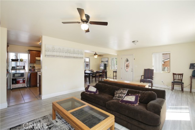 Detail Gallery Image 20 of 53 For 8718 Menlo Ave, Los Angeles,  CA 90044 - – Beds | – Baths