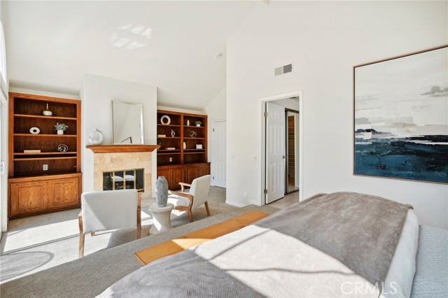 6 Village Circle, Manhattan Beach, California 90266, 4 Bedrooms Bedrooms, ,2 BathroomsBathrooms,Residential,For Sale,Village,SB24195820