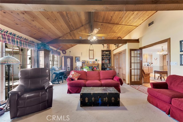 Detail Gallery Image 12 of 25 For 9950 Delco, Chatsworth,  CA 91311 - 4 Beds | 2 Baths