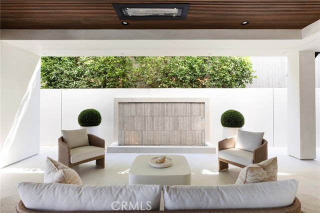 303 Goldenrod Avenue, Corona del Mar CA: https://media.crmls.org/medias/e698dd5d-9e44-40d2-9aa1-9919ffc43739.jpg