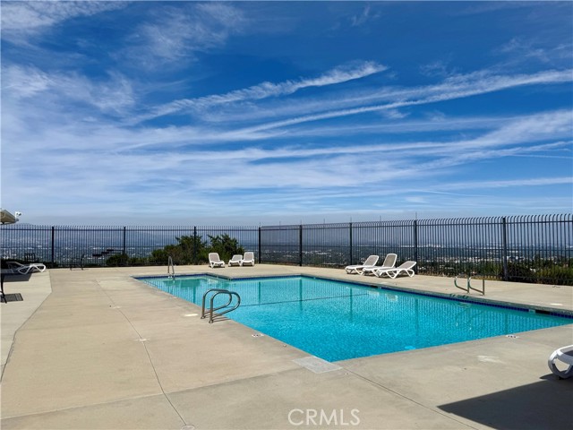 Detail Gallery Image 48 of 53 For 4556 Poe Ave, Woodland Hills,  CA 91364 - 4 Beds | 2/1 Baths