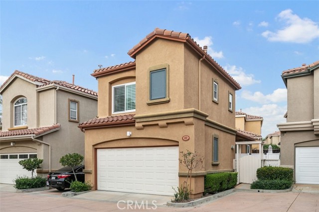 MLS# OC22254372