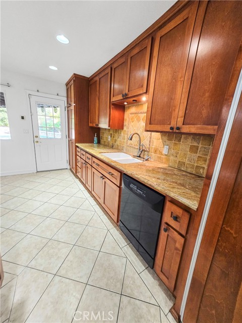 Detail Gallery Image 16 of 66 For 15702 Janine Dr, Whittier,  CA 90603 - 5 Beds | 4 Baths