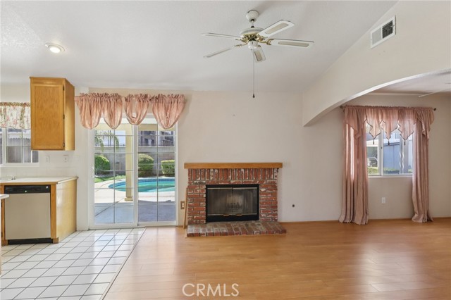 Detail Gallery Image 14 of 42 For 25561 Dorval Ct, Menifee,  CA 92584 - 3 Beds | 2 Baths