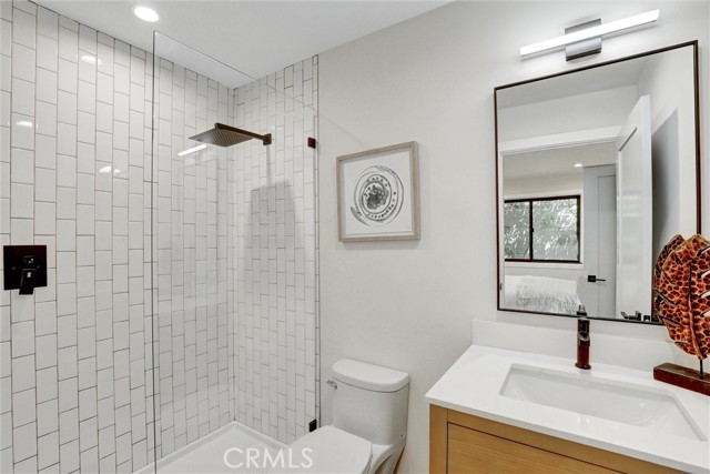 Detail Gallery Image 39 of 39 For 6451 Firebrand St, Los Angeles,  CA 90045 - 4 Beds | 3/1 Baths