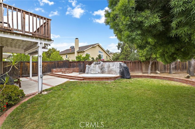 21111 Briarwood Lane, Rancho Santa Margarita CA: https://media.crmls.org/medias/e69a08c7-22e0-4dc8-9f63-7a709756c6f2.jpg