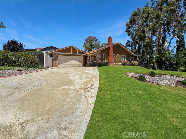 Detail Gallery Image 1 of 37 For 4787 Boardwalk Dr, Riverside,  CA 92503 - 5 Beds | 2 Baths