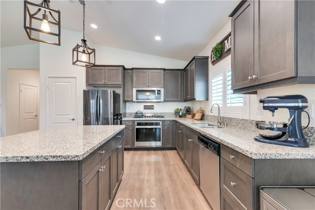 Detail Gallery Image 10 of 30 For 29710 Western Front, Menifee,  CA 92584 - 3 Beds | 3 Baths