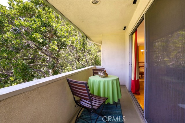 Detail Gallery Image 14 of 34 For 767 S Orange Grove Bld #3,  Pasadena,  CA 91105 - 3 Beds | 2/1 Baths