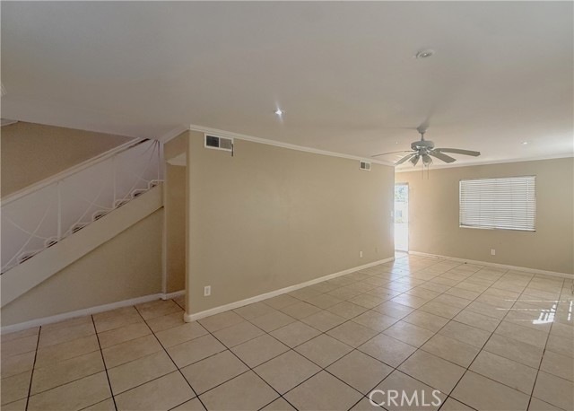 Detail Gallery Image 3 of 16 For 13466 Almetz St, Sylmar,  CA 91342 - 4 Beds | 2/1 Baths