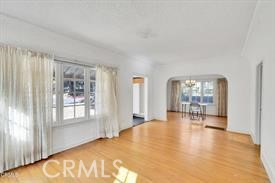 Detail Gallery Image 4 of 4 For 1335 Opechee Way, Glendale,  CA 91208 - 3 Beds | 1 Baths