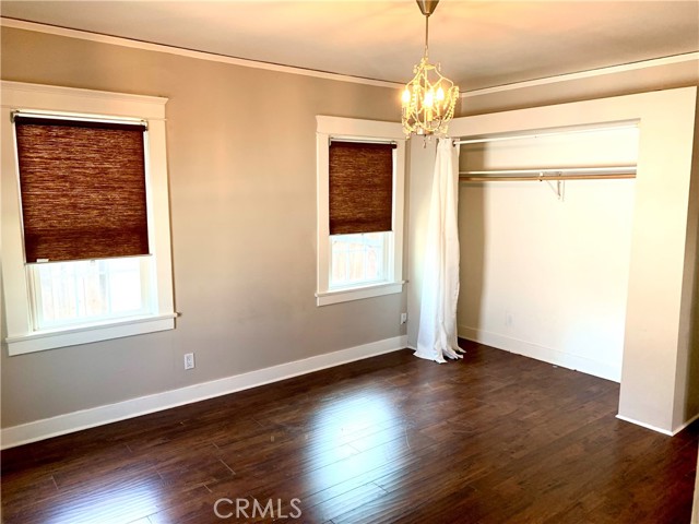 Detail Gallery Image 10 of 17 For 220 Palm, Pomona,  CA 91767 - 3 Beds | 2 Baths