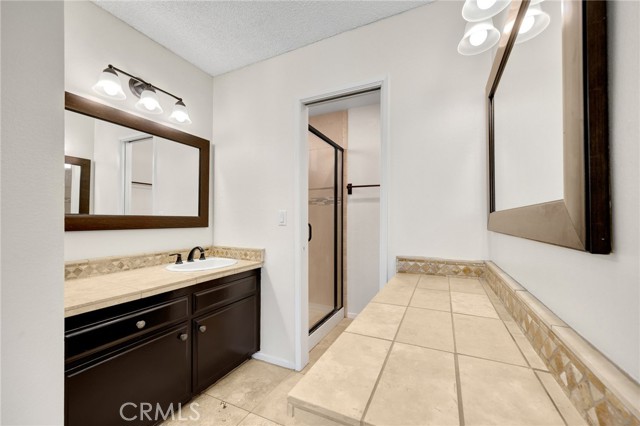 Detail Gallery Image 11 of 28 For 4182 Escudero Dr, Irvine,  CA 92620 - 3 Beds | 2 Baths
