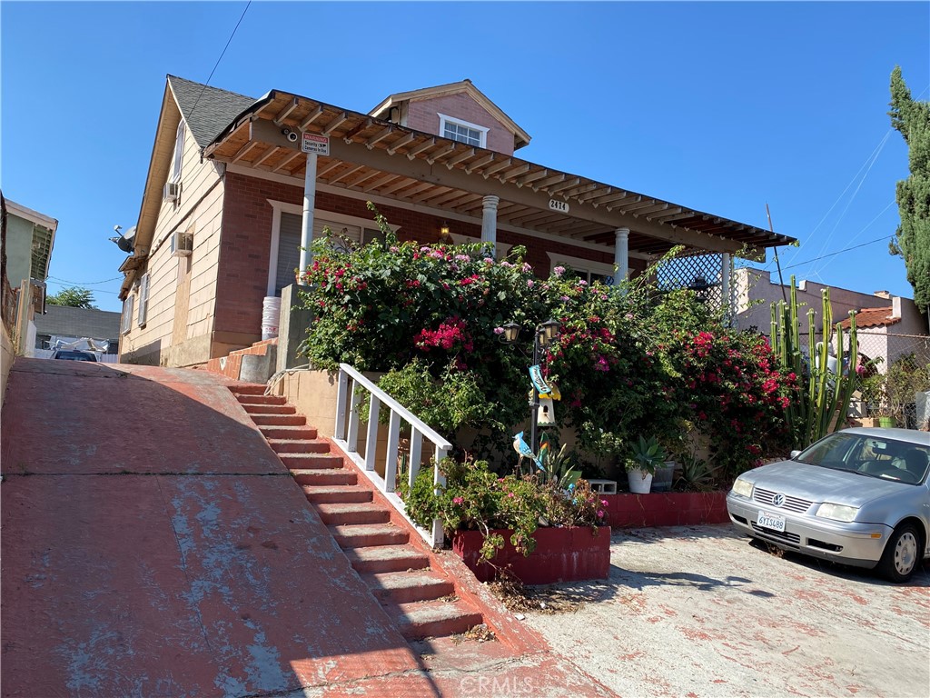 2474 E 7th Street, East Los Angeles, CA 90023