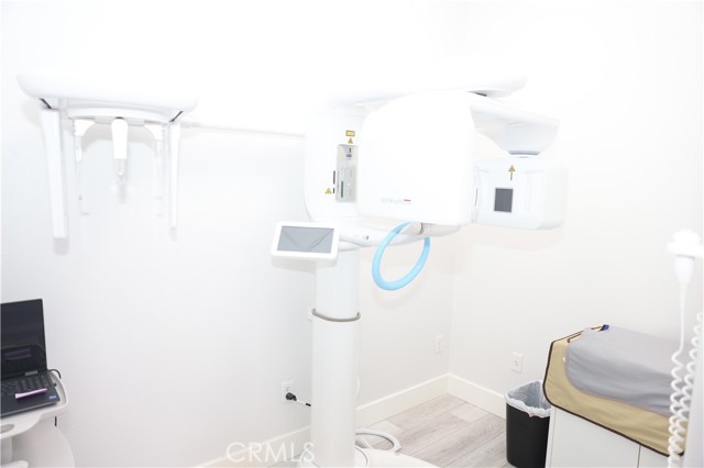 3950 Pierce St, Riverside CA: https://media.crmls.org/medias/e6a050bf-ba4c-40bd-9834-c6f5367db497.jpg