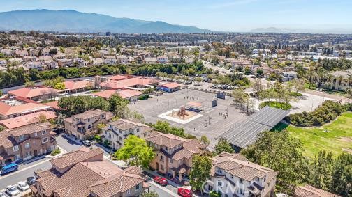 624 Corte Patio, Chula Vista CA: https://media.crmls.org/medias/e6a1428c-5a46-40f9-b5eb-6d55ad606ec2.jpg