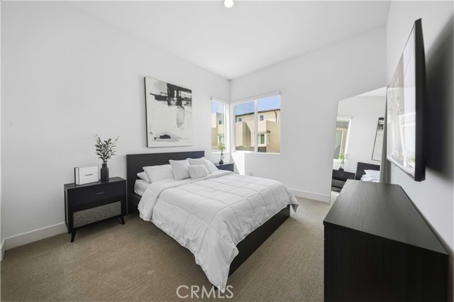 Detail Gallery Image 22 of 69 For 27516 Golden Currant Pl, Valencia,  CA 91381 - 4 Beds | 4/1 Baths