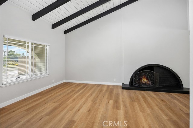 3614 S Olive Street, Santa Ana CA: https://media.crmls.org/medias/e6a1bad5-c9b0-4127-96b6-6a8d8c2dc05c.jpg