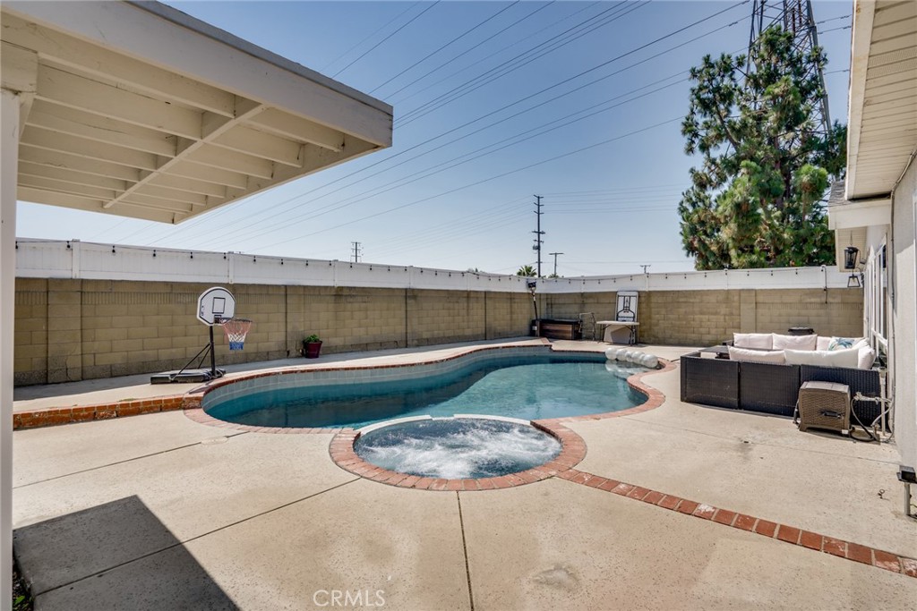 E6a46122 897d 4f0b 8b00 Cb57bdec2804