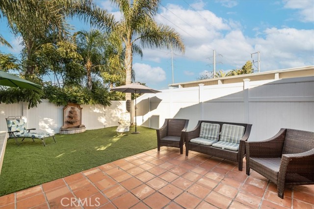 3616 Elm Avenue, Manhattan Beach, California 90266, 3 Bedrooms Bedrooms, ,2 BathroomsBathrooms,Residential,Sold,Elm,SB22239127