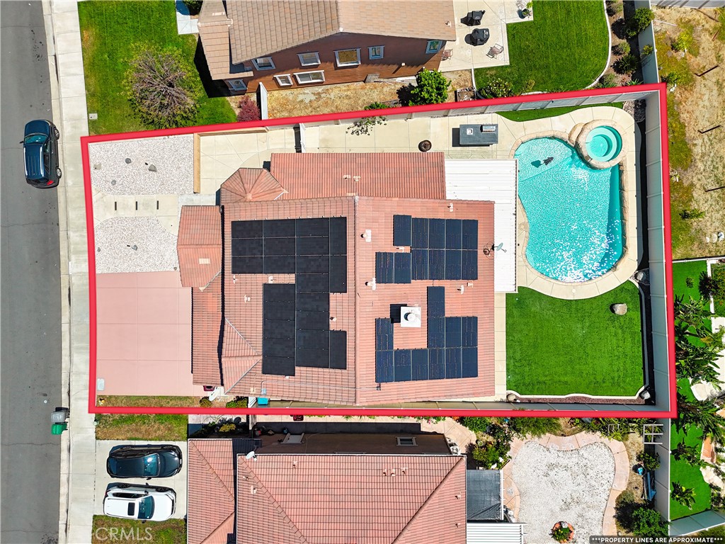 https://media.crmls.org/medias/e6a5aaaa-b8d8-4e3d-9c6e-66aea631bba5.jpg?preset=X-Large